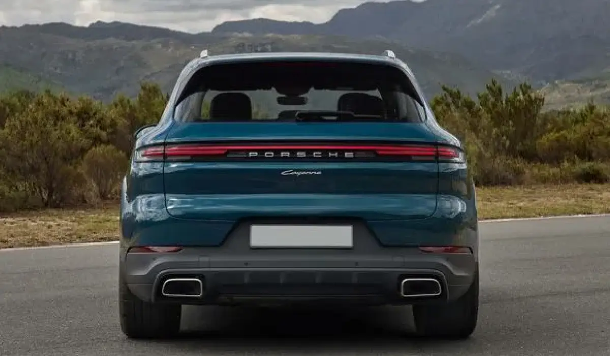 Porsche - Cayenne GTS - Luxury SUV Car Rentals - Preowned SUV Car - Exclusive Concierge Club.webp